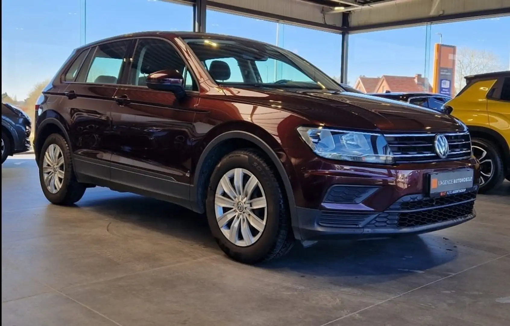 Volkswagen Tiguan Tiguan 2.0 TDI SCR Trendline Brown - 2