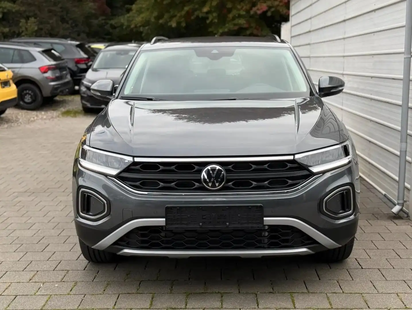 Volkswagen T-Roc 1.5 TSI OPF DSG Life *AHK*ACC*Kamera* Gris - 2