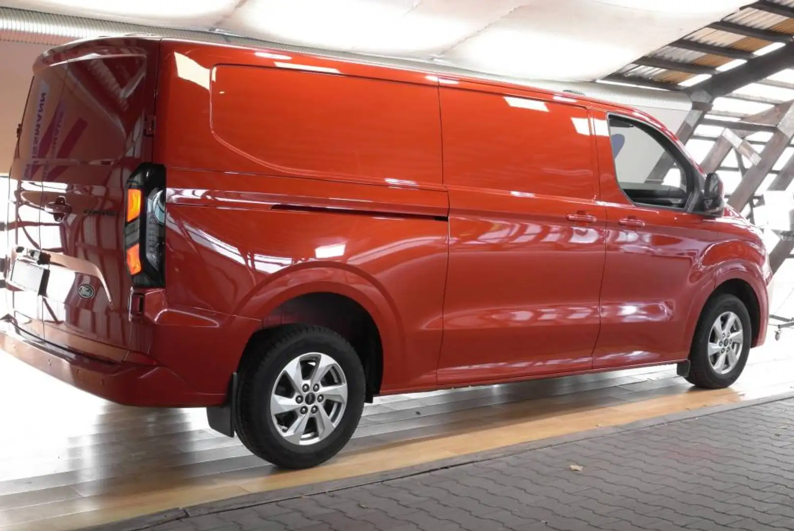 Ford Transit Custom L2 Limited Automatic, vorber. AHK Rot - 2
