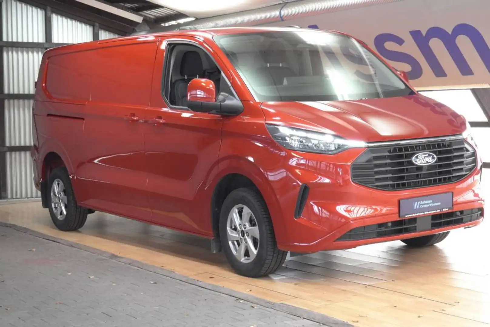 Ford Transit Custom L2 Limited Automatic, vorber. AHK Rot - 1