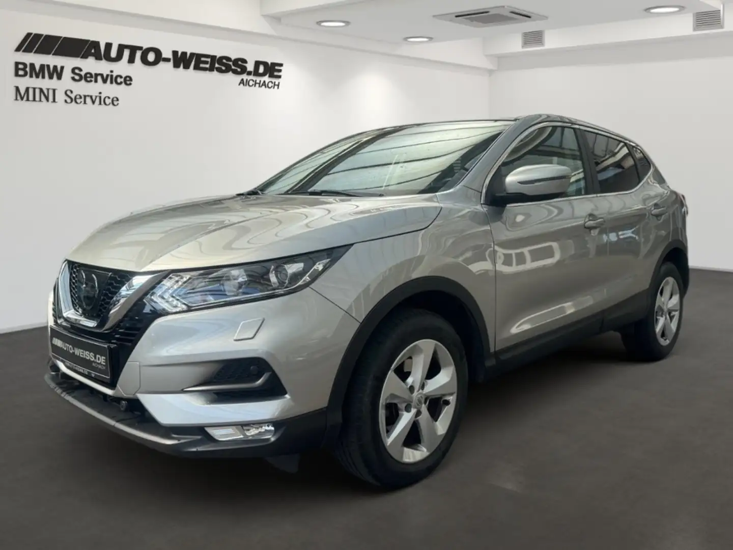 Nissan Qashqai Acenta 1.2 DIG-T+NAVI+PDC+DAB+SHZ+CAM+BT Silber - 1