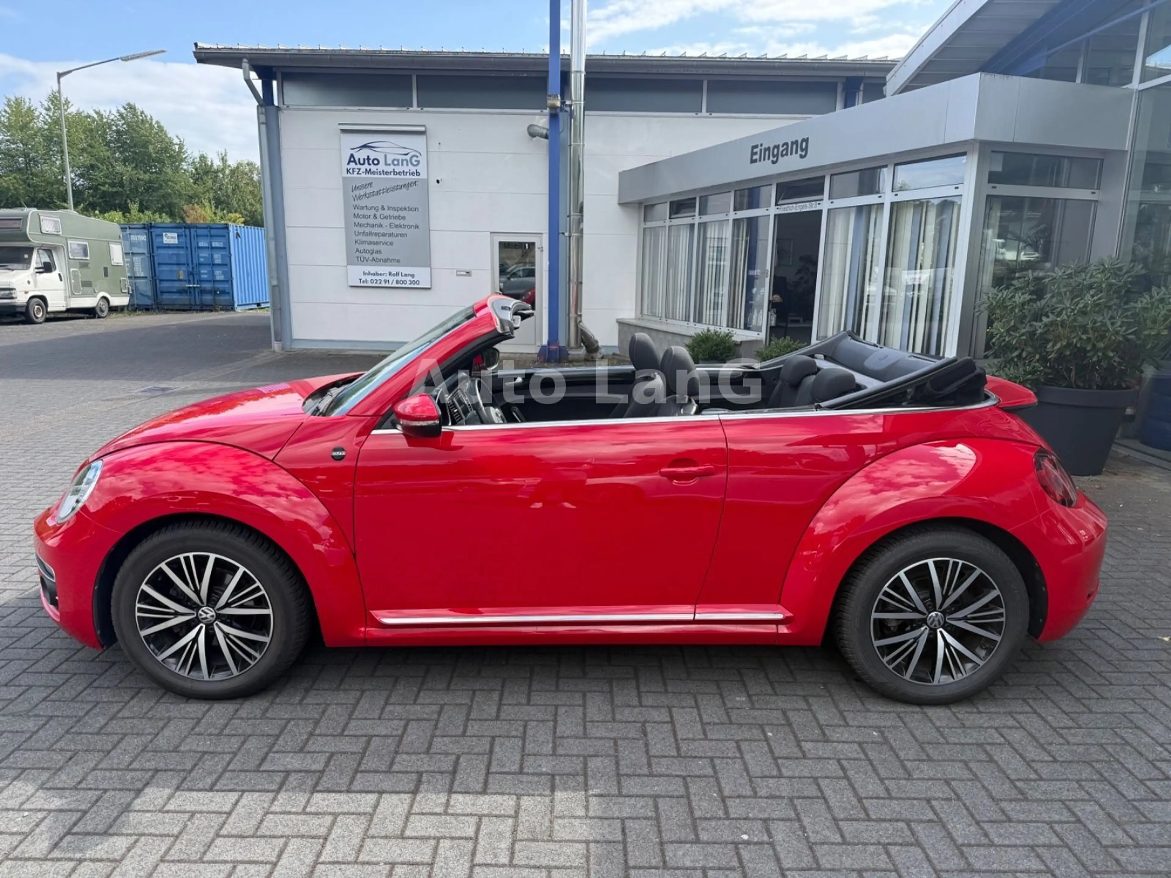 Volkswagen Beetle Cabrio Sound NAVI PDC SHZ — photo 6