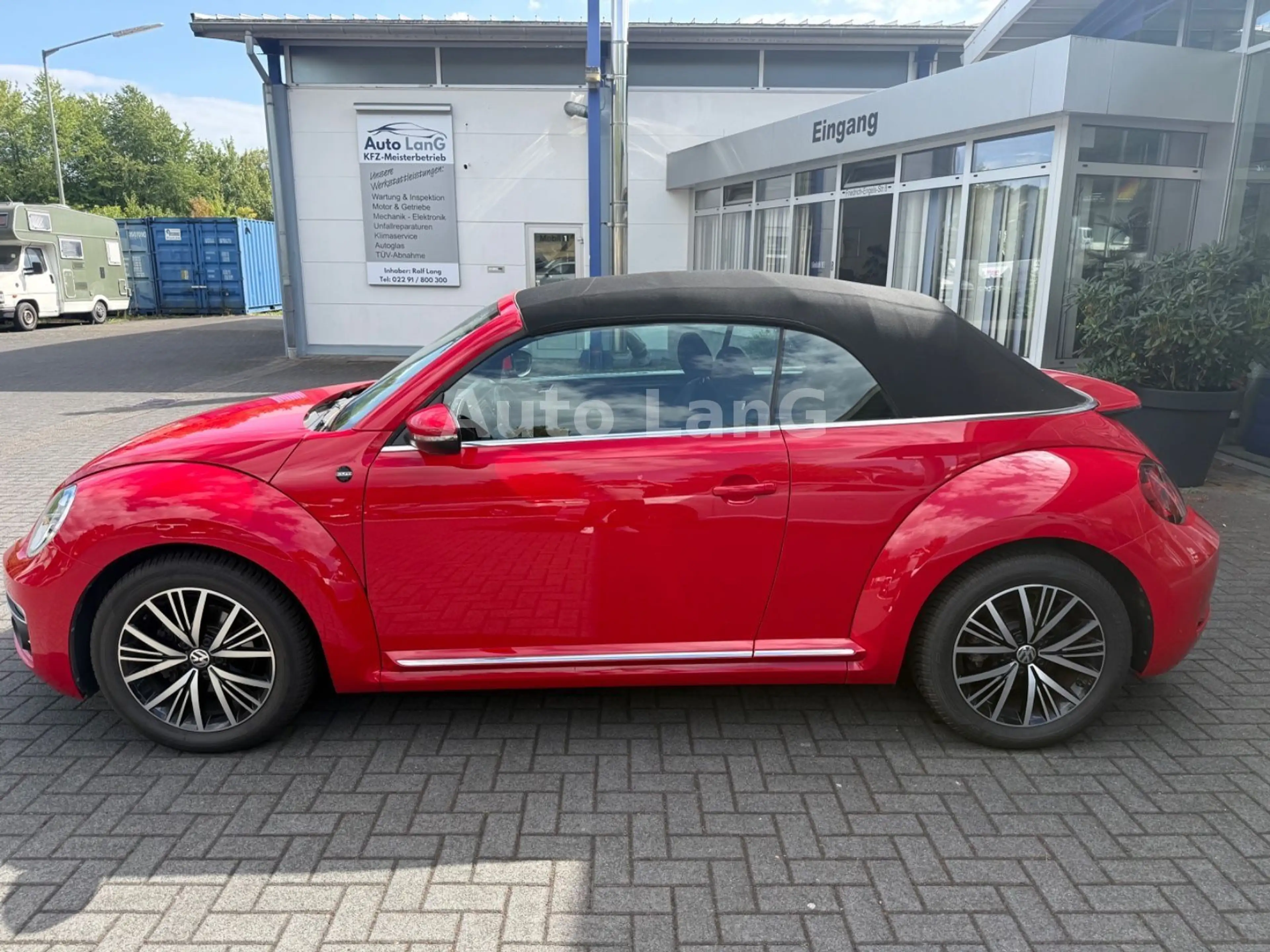Volkswagen Beetle Cabrio Sound NAVI PDC SHZ — photo 15