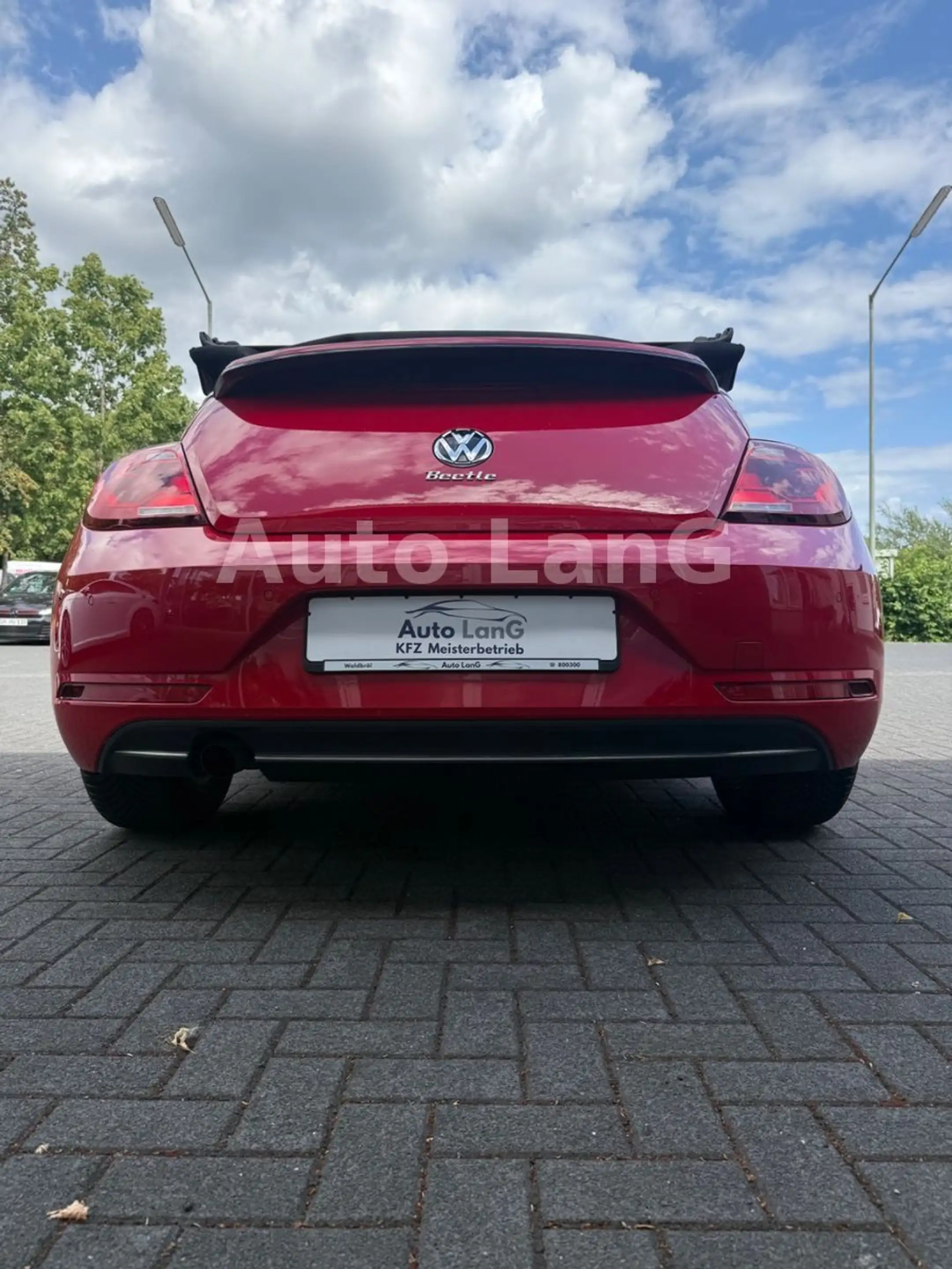 Volkswagen Beetle Cabrio Sound NAVI PDC SHZ — photo 11