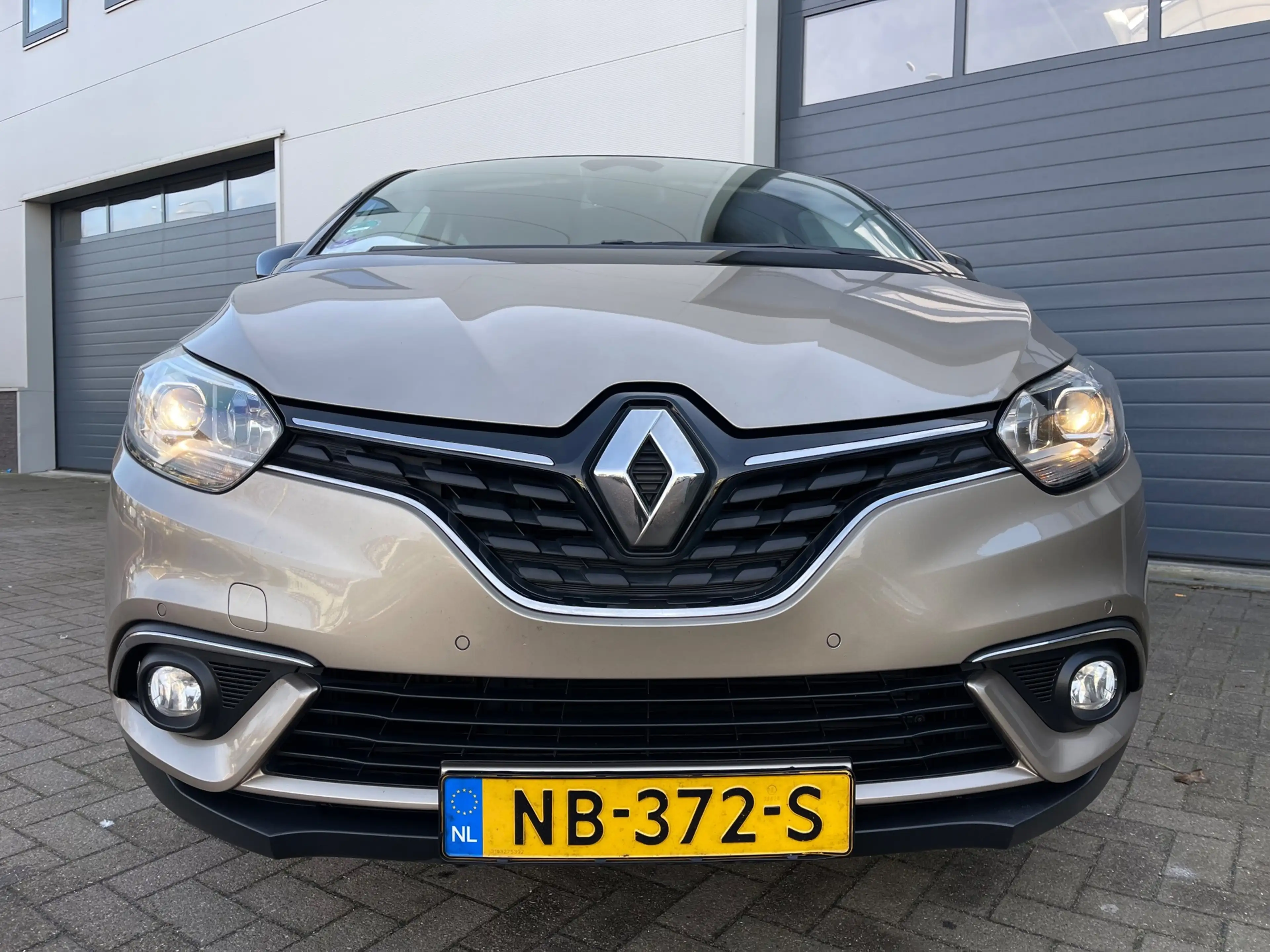 Renault Scenic 1.2 TCe Intens/Dealer-onderhouden/Camera/Navi/Crui — photo 5
