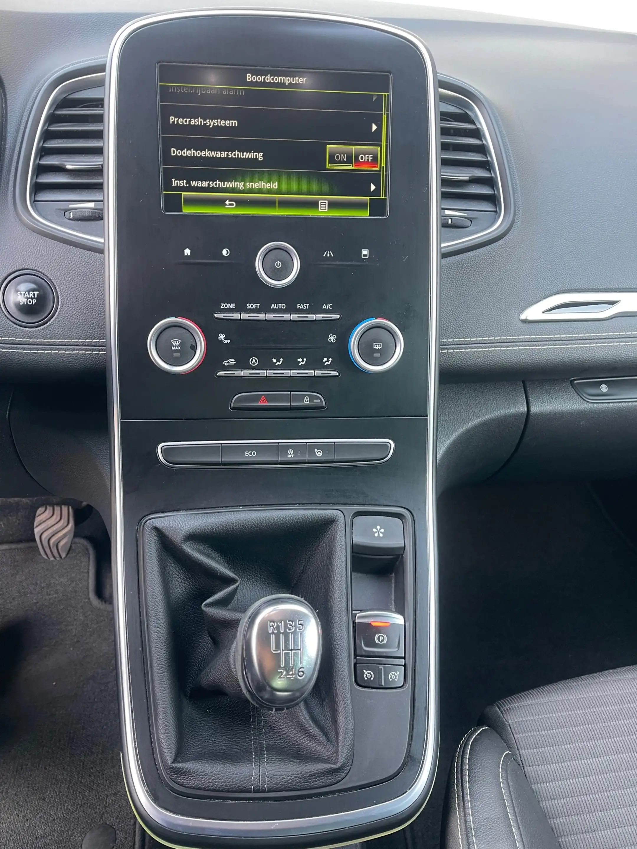 Renault Scenic 1.2 TCe Intens/Dealer-onderhouden/Camera/Navi/Crui — photo 19