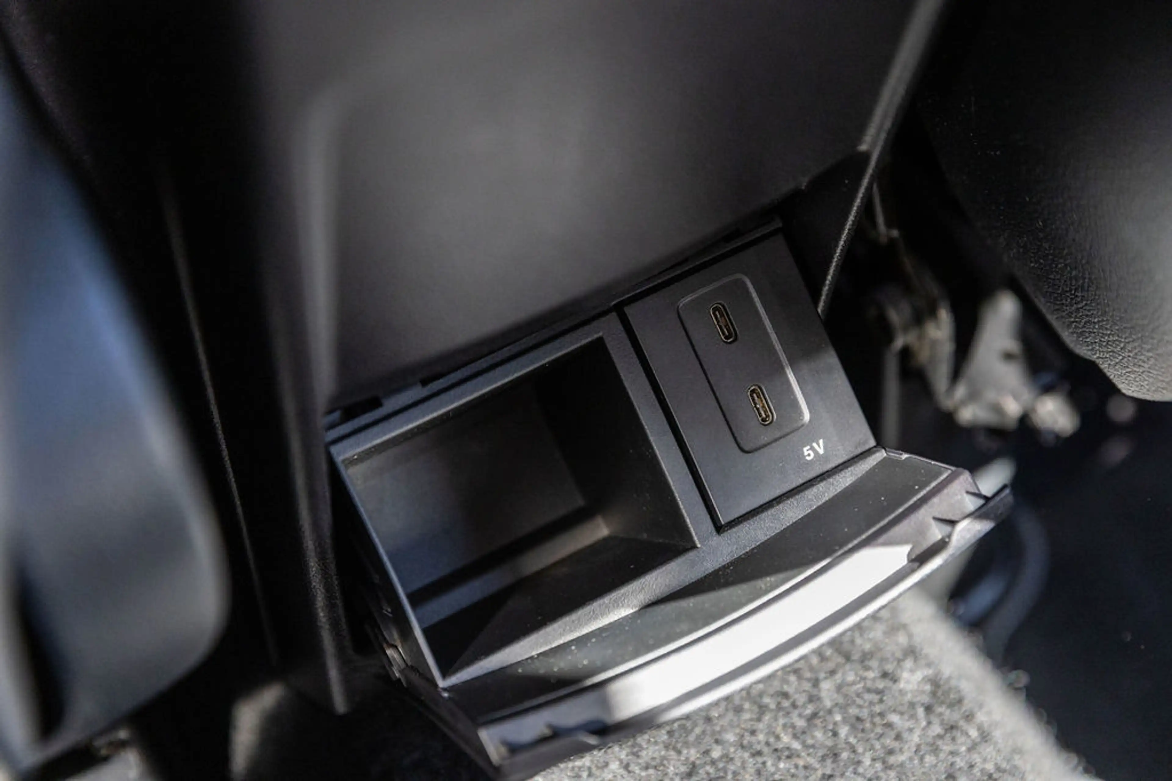 Mercedes-Benz B 180 Launch Edition — photo 36