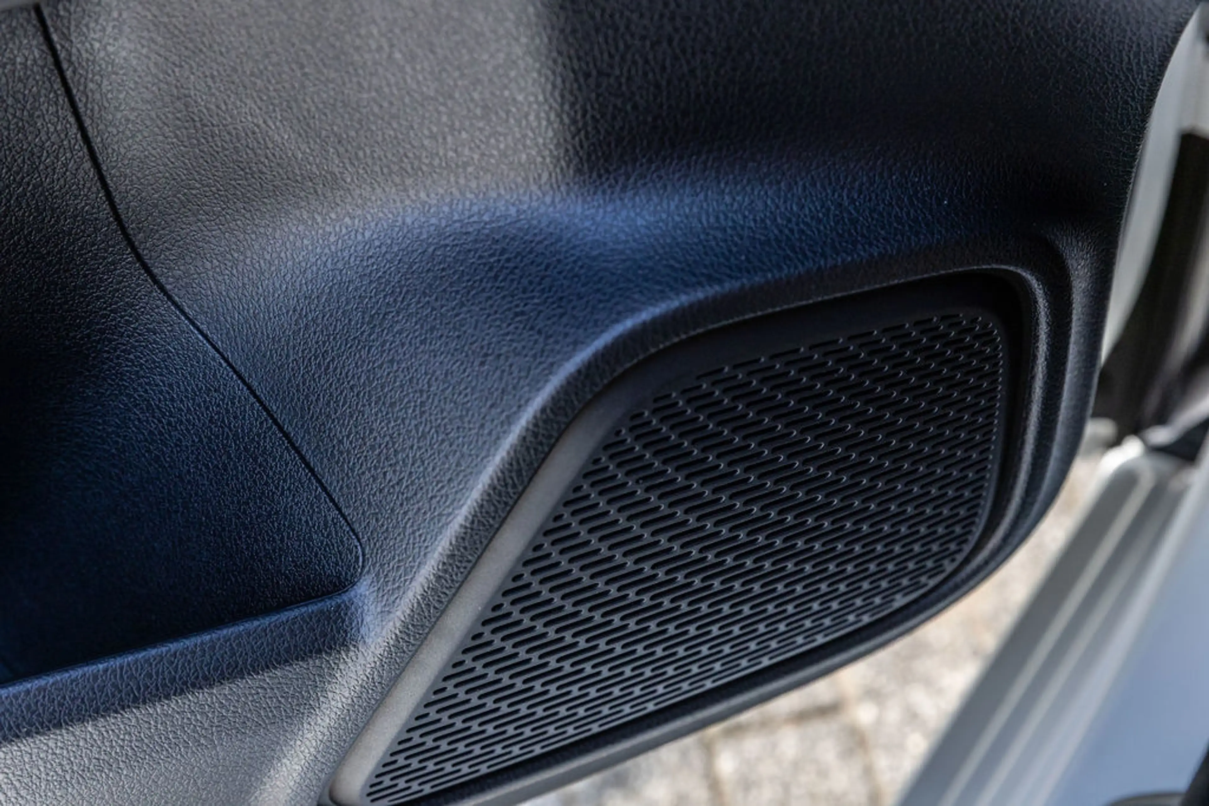 Mercedes-Benz B 180 Launch Edition — photo 23