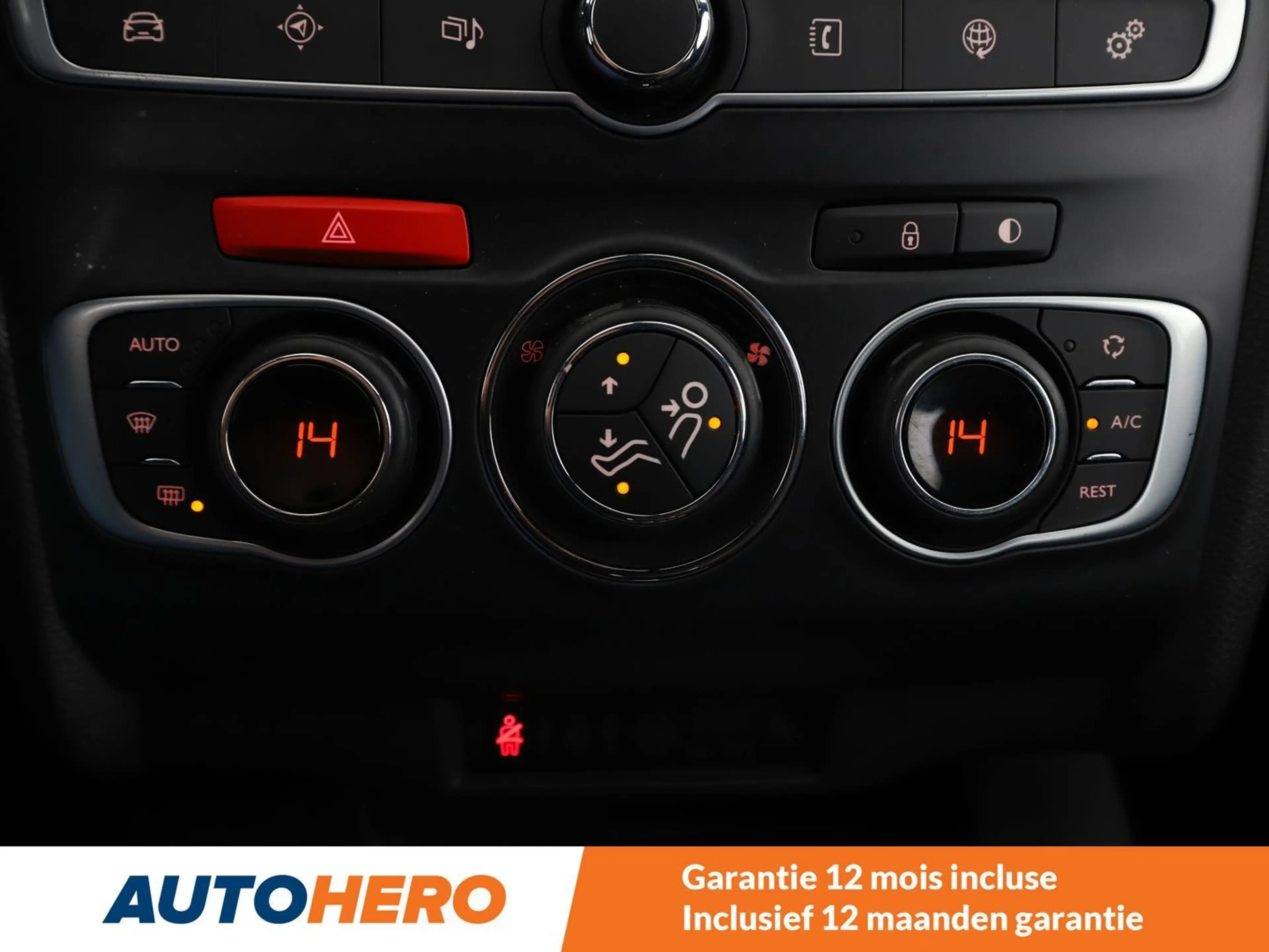 DS Automobiles DS 4 Crossback 1.6 Blue-HDi SportChic — photo 11