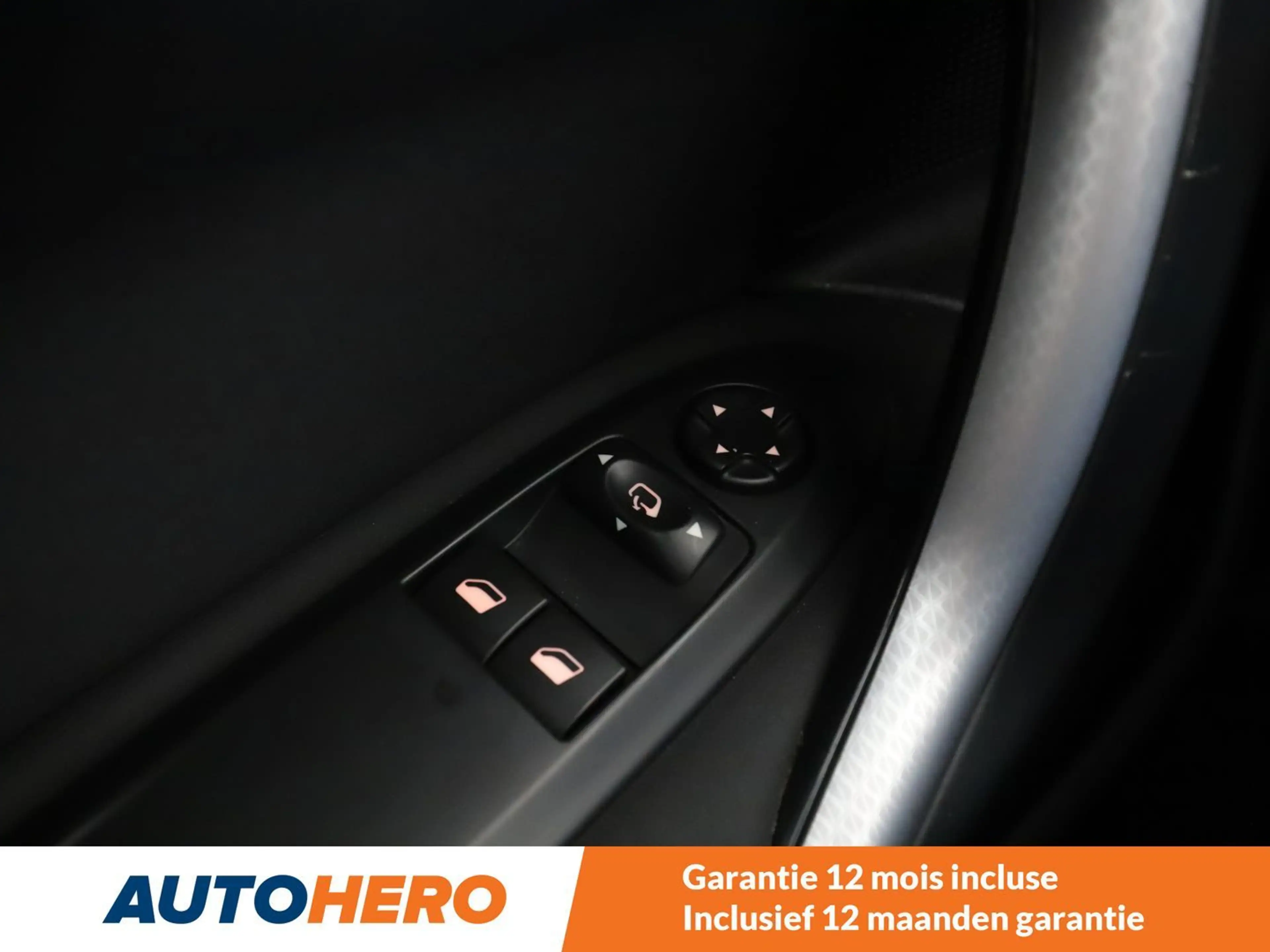 DS Automobiles DS 4 Crossback 1.6 Blue-HDi SportChic — photo 13