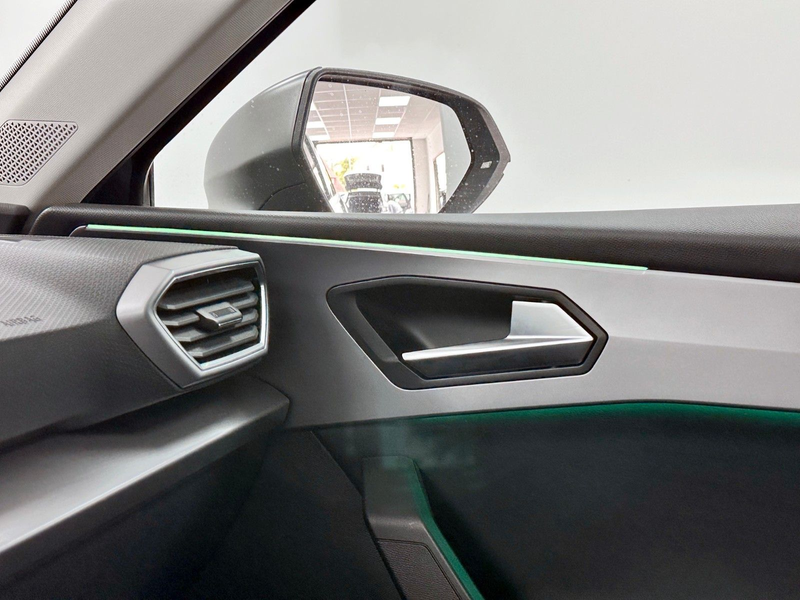 SEAT Leon Sportstourer FR-PANO-LED-AHK-ACC-VIRTUAL — photo 19