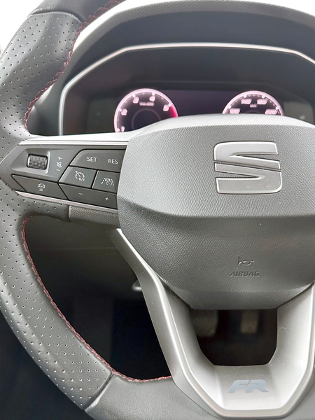 SEAT Leon Sportstourer FR-PANO-LED-AHK-ACC-VIRTUAL — photo 23