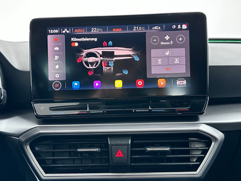 SEAT Leon Sportstourer FR-PANO-LED-AHK-ACC-VIRTUAL — photo 30