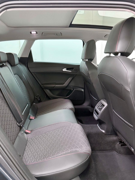 SEAT Leon Sportstourer FR-PANO-LED-AHK-ACC-VIRTUAL — photo 12