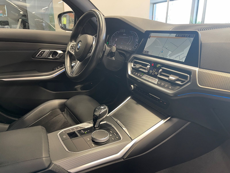 BMW 330 e M Sport Lim.*AUT/LED/Leder/LivePRO/ALU/TOP — photo 12