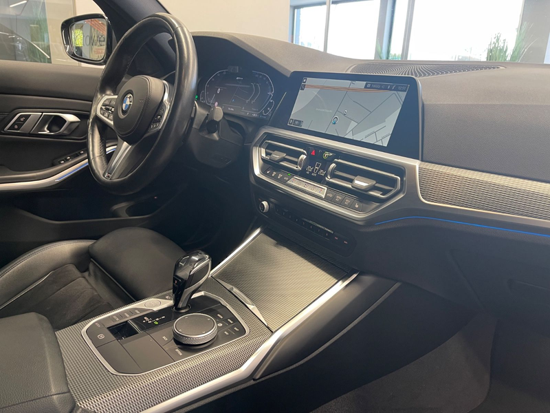 BMW 330 e M Sport Lim.*AUT/LED/Leder/LivePRO/ALU/TOP — photo 11