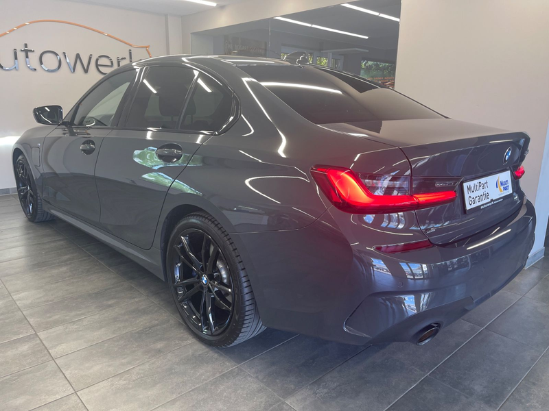 BMW 330 e M Sport Lim.*AUT/LED/Leder/LivePRO/ALU/TOP — photo 6