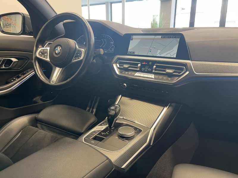 BMW 330 e M Sport Lim.*AUT/LED/Leder/LivePRO/ALU/TOP — photo 10