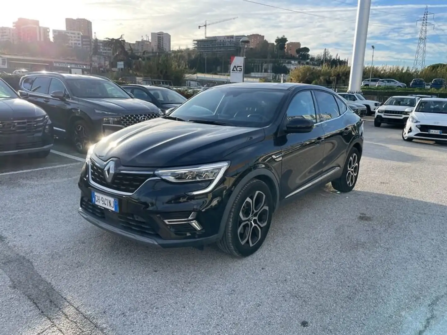 Renault Arkana Hybrid E-TECH 145 CV Intens Nero - 1