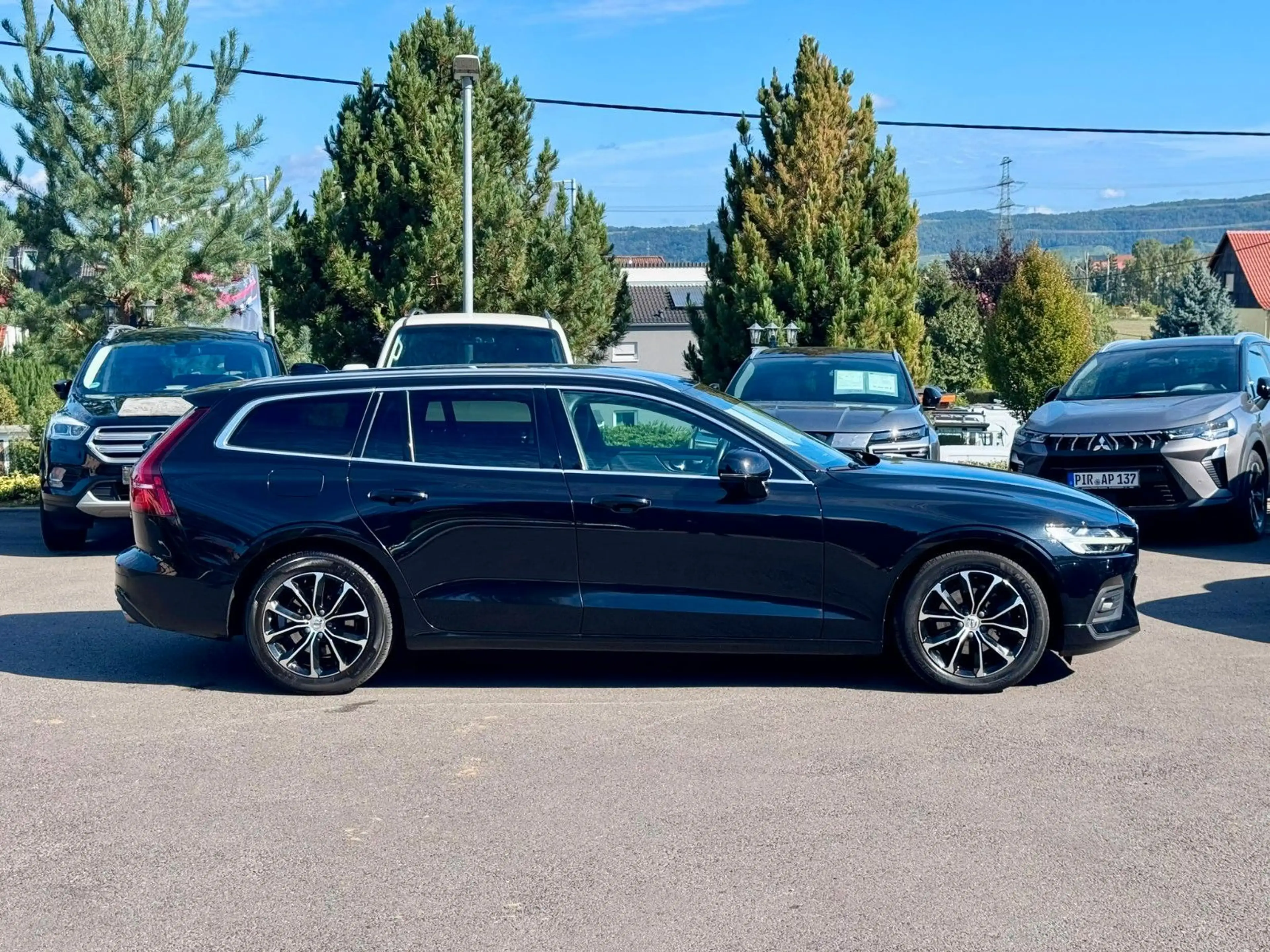 Volvo V60 D3 Momentum Pro*IntelliSafe PRO*KAM*LEDER* — photo 8