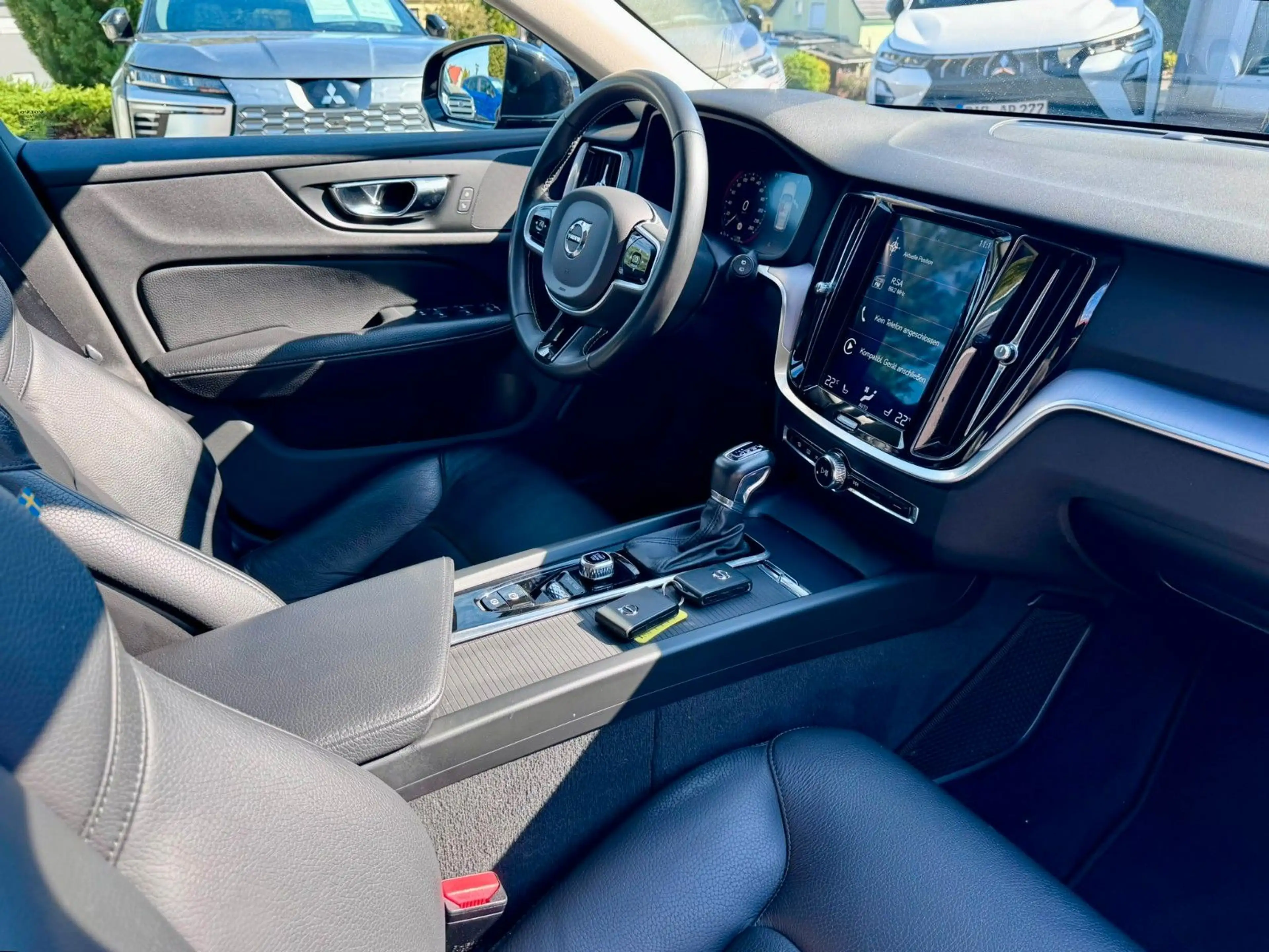 Volvo V60 D3 Momentum Pro*IntelliSafe PRO*KAM*LEDER* — photo 15
