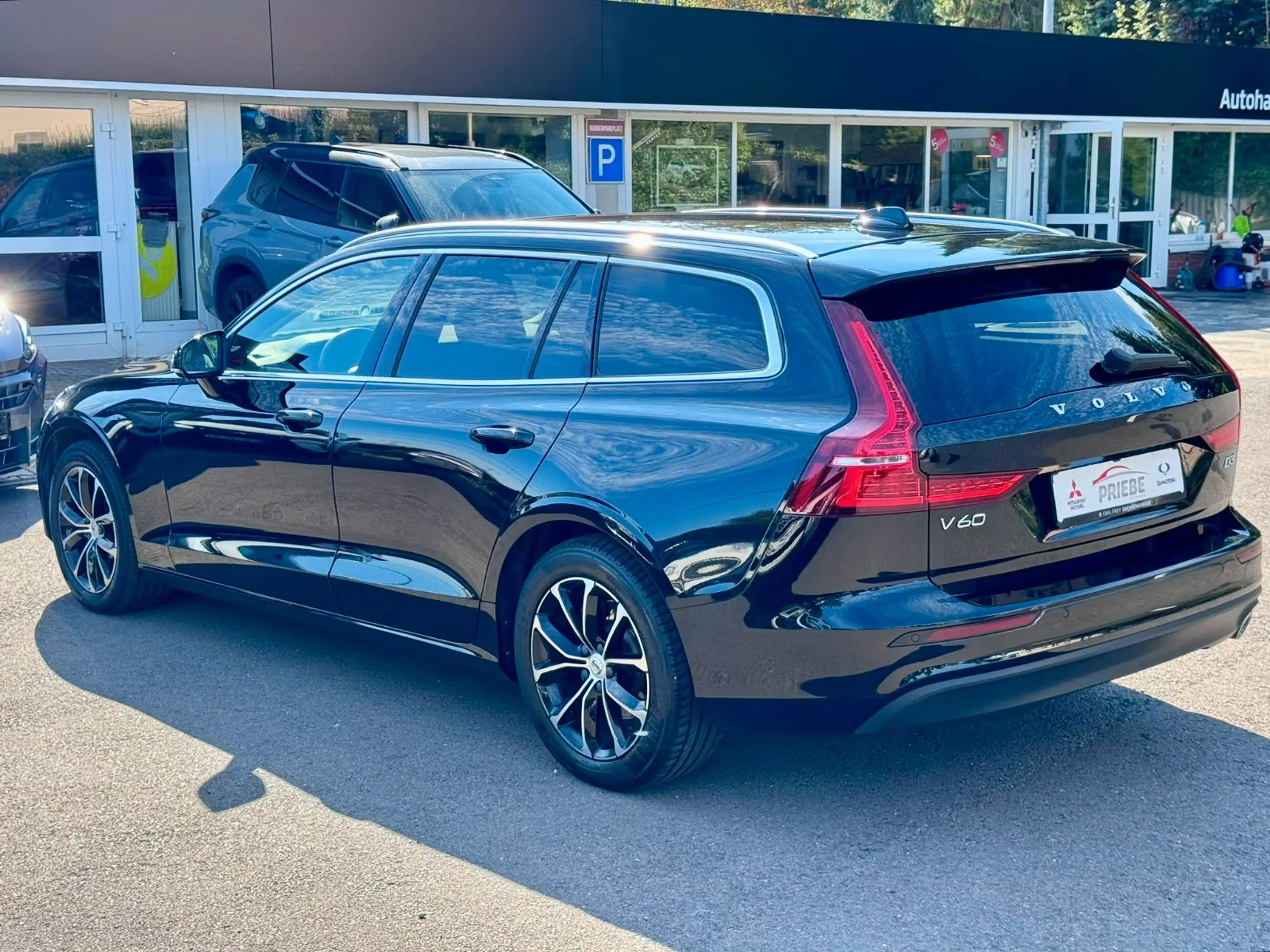Volvo V60 D3 Momentum Pro*IntelliSafe PRO*KAM*LEDER* — photo 5