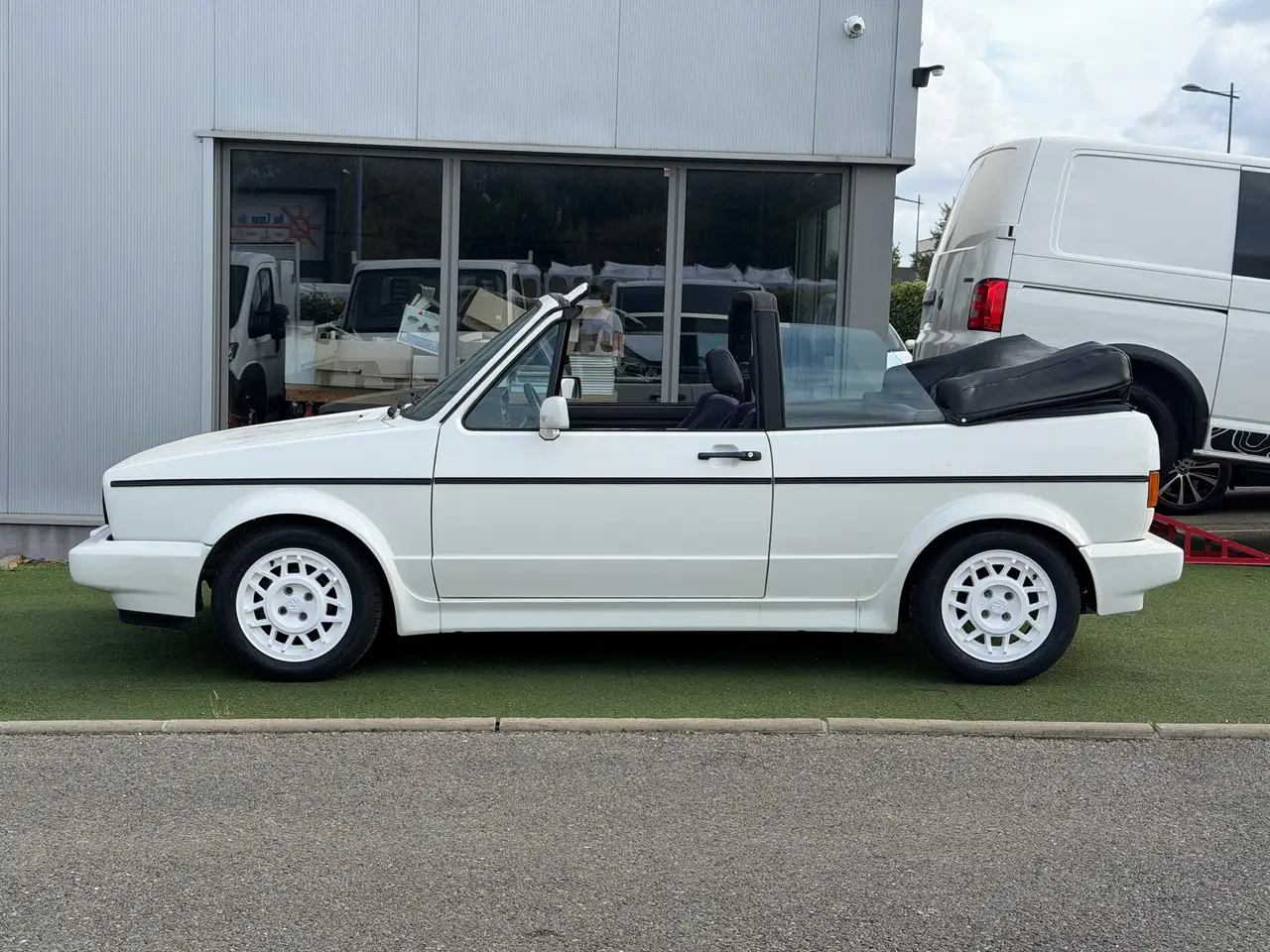 Volkswagen Golf Cabriolet 1.8 90ch, foto 4