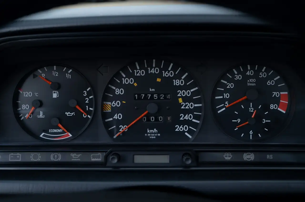 Mercedes-Benz 190 E 2.3-16, foto 8