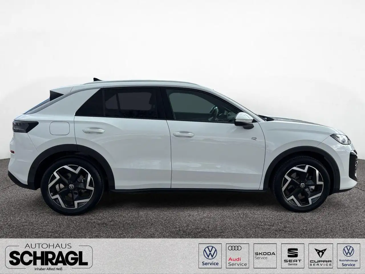 Volkswagen T-Roc 1.5 eTSI DSG R-LINE NEUES MODELL+AHK+KAM 6