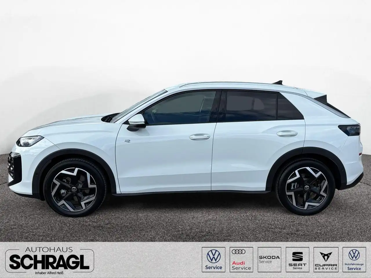 Volkswagen T-Roc 1.5 eTSI DSG R-LINE NEUES MODELL+AHK+KAM 2