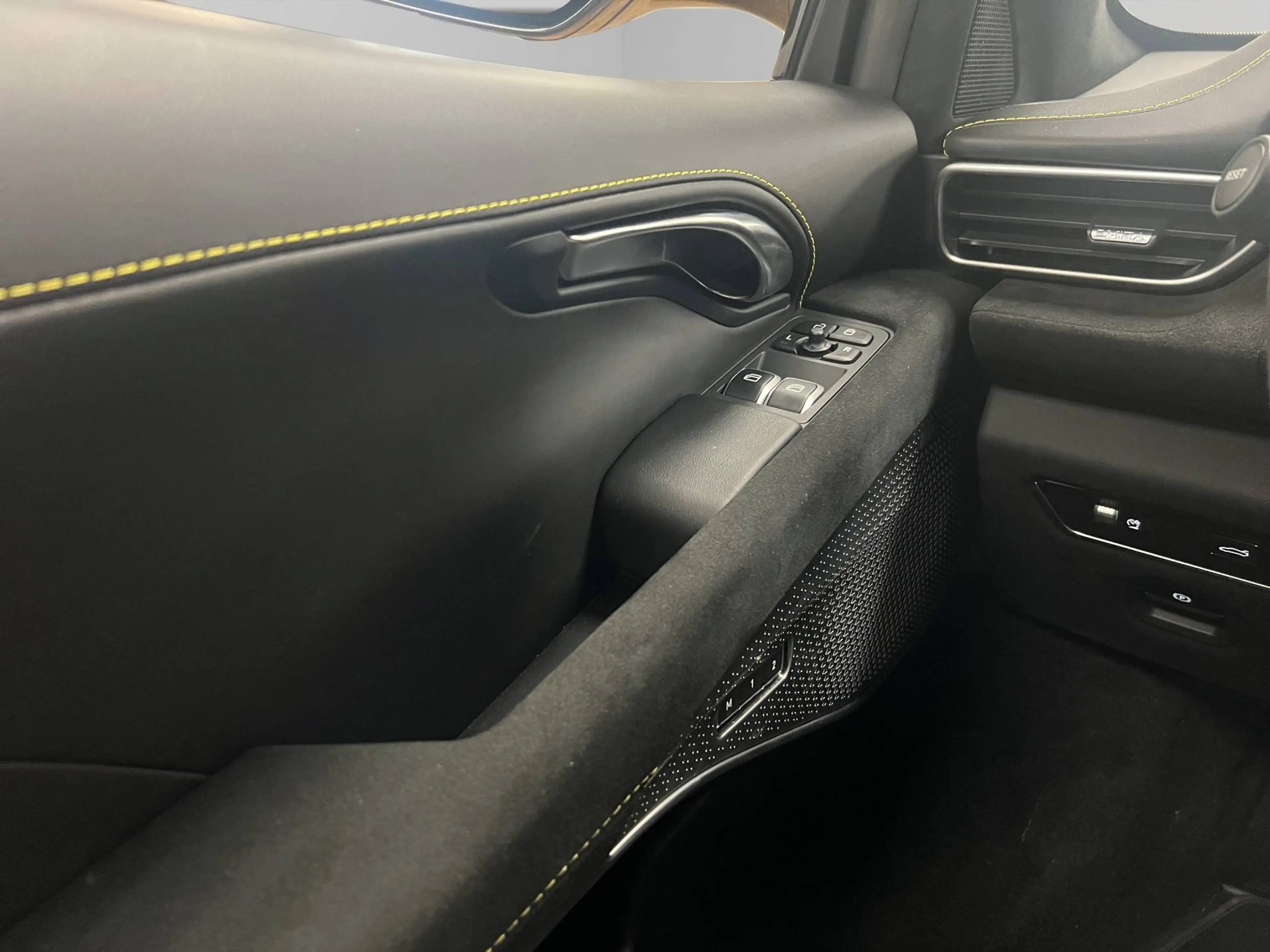 Lotus Emira Turbo SE Racing Line — photo 13