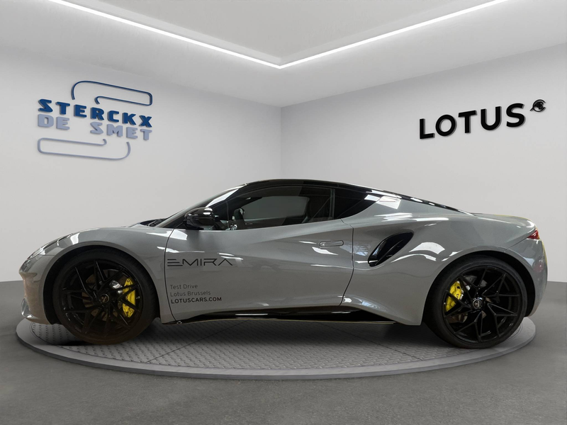Lotus Emira Turbo SE Racing Line — photo 3