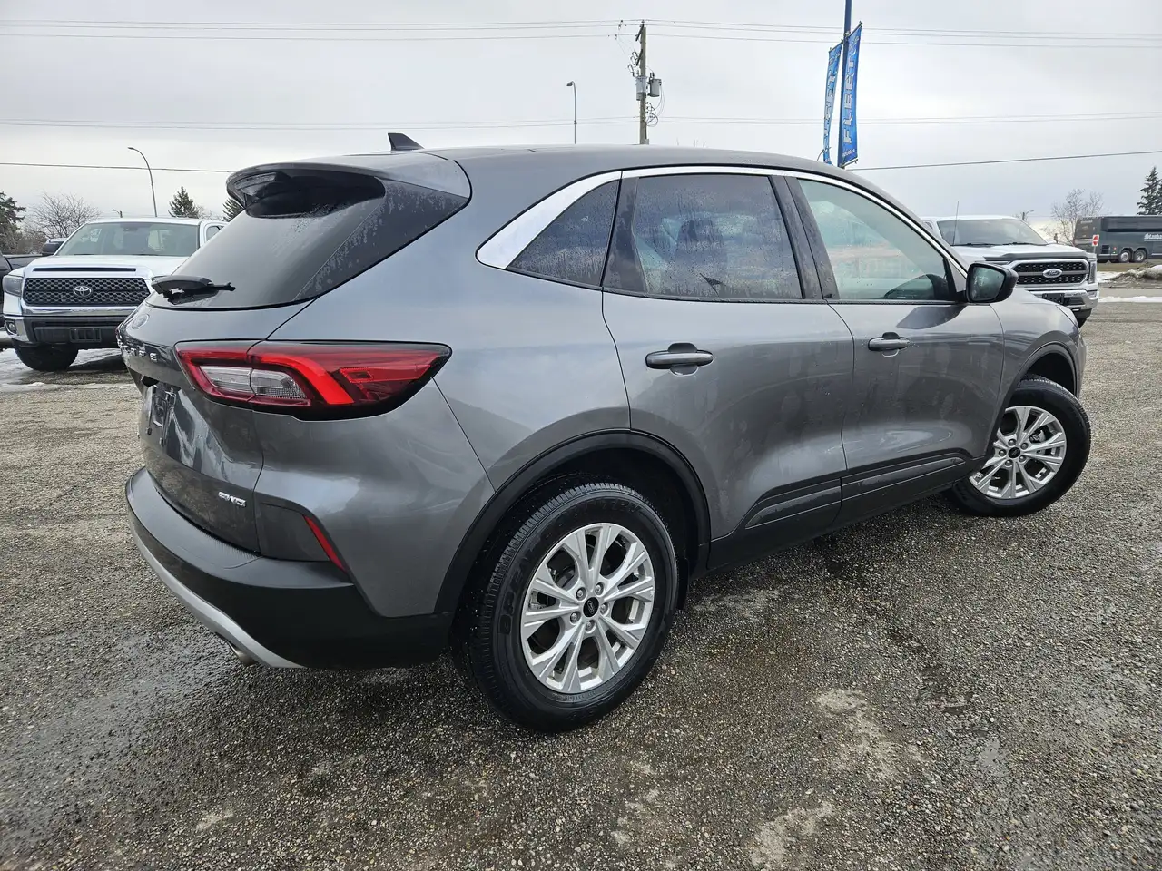 Ford Escape снимка Ford Escape