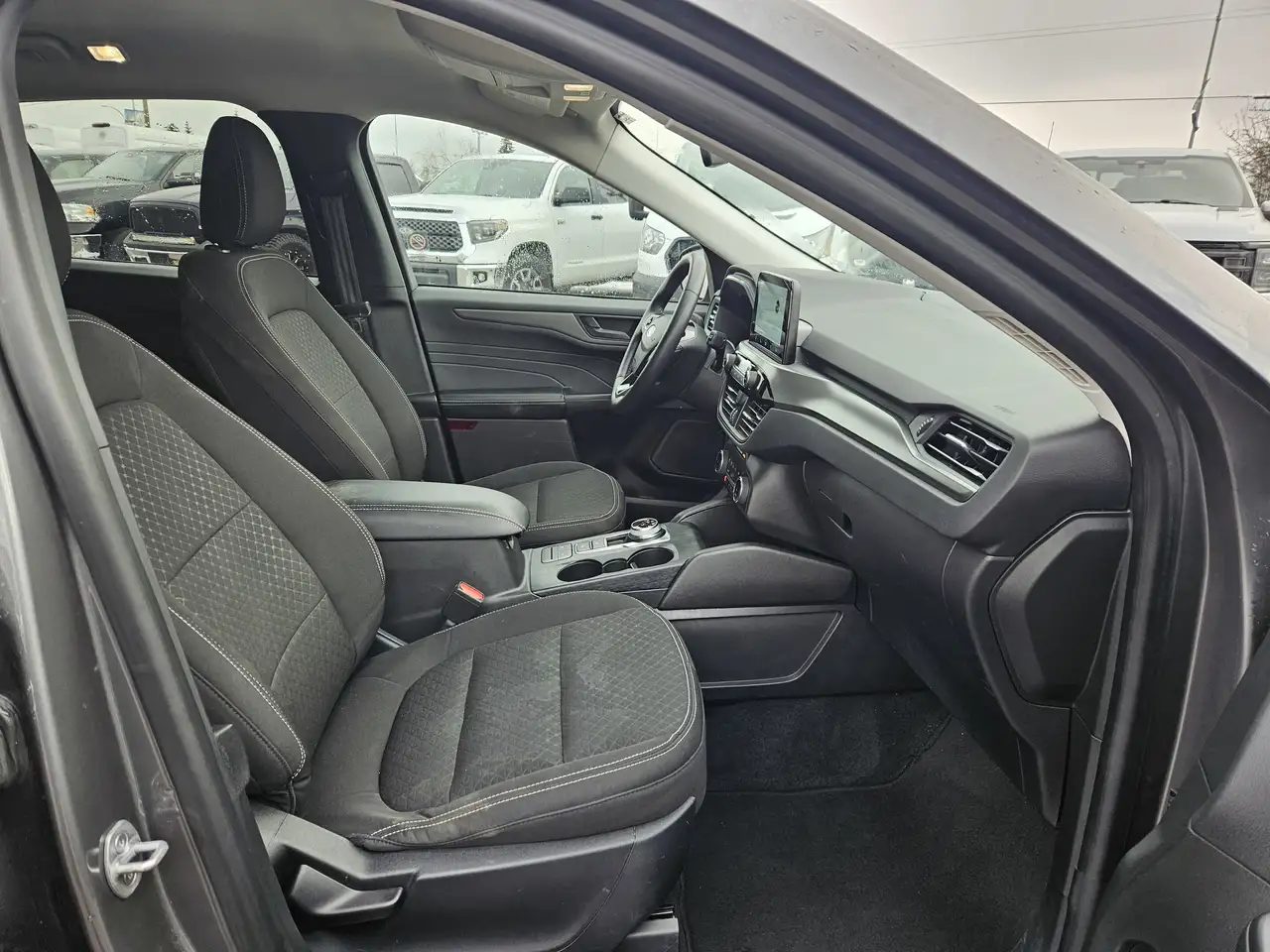 Ford Escape снимка Ford Escape