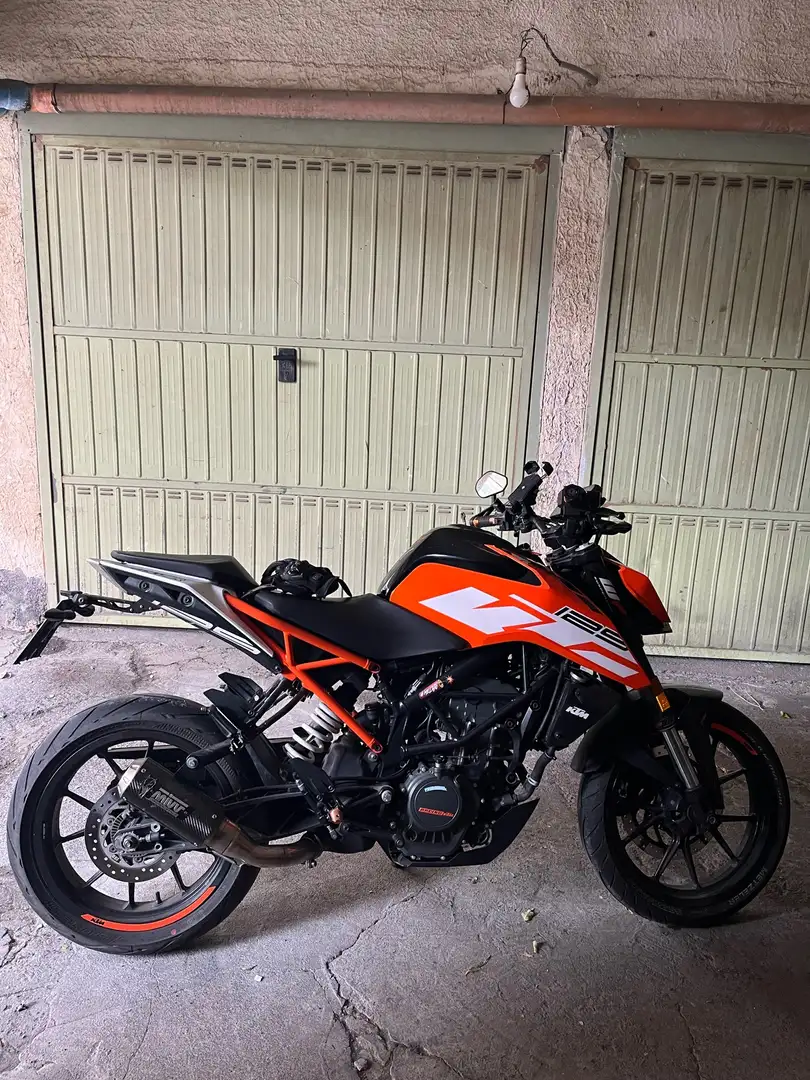 KTM 125 Duke - 1