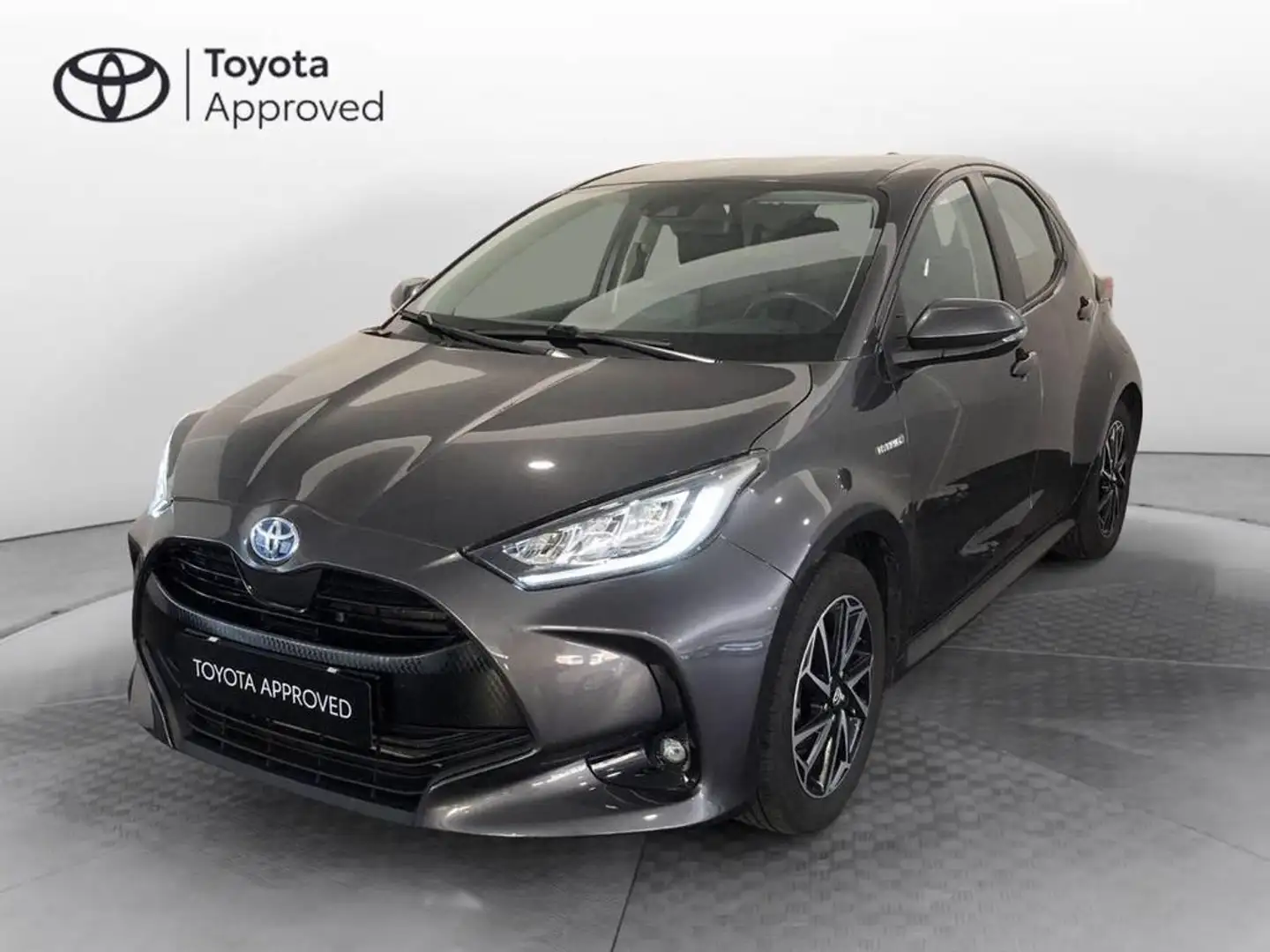 Toyota Yaris 1.5 hybrid Trend Grigio - 1