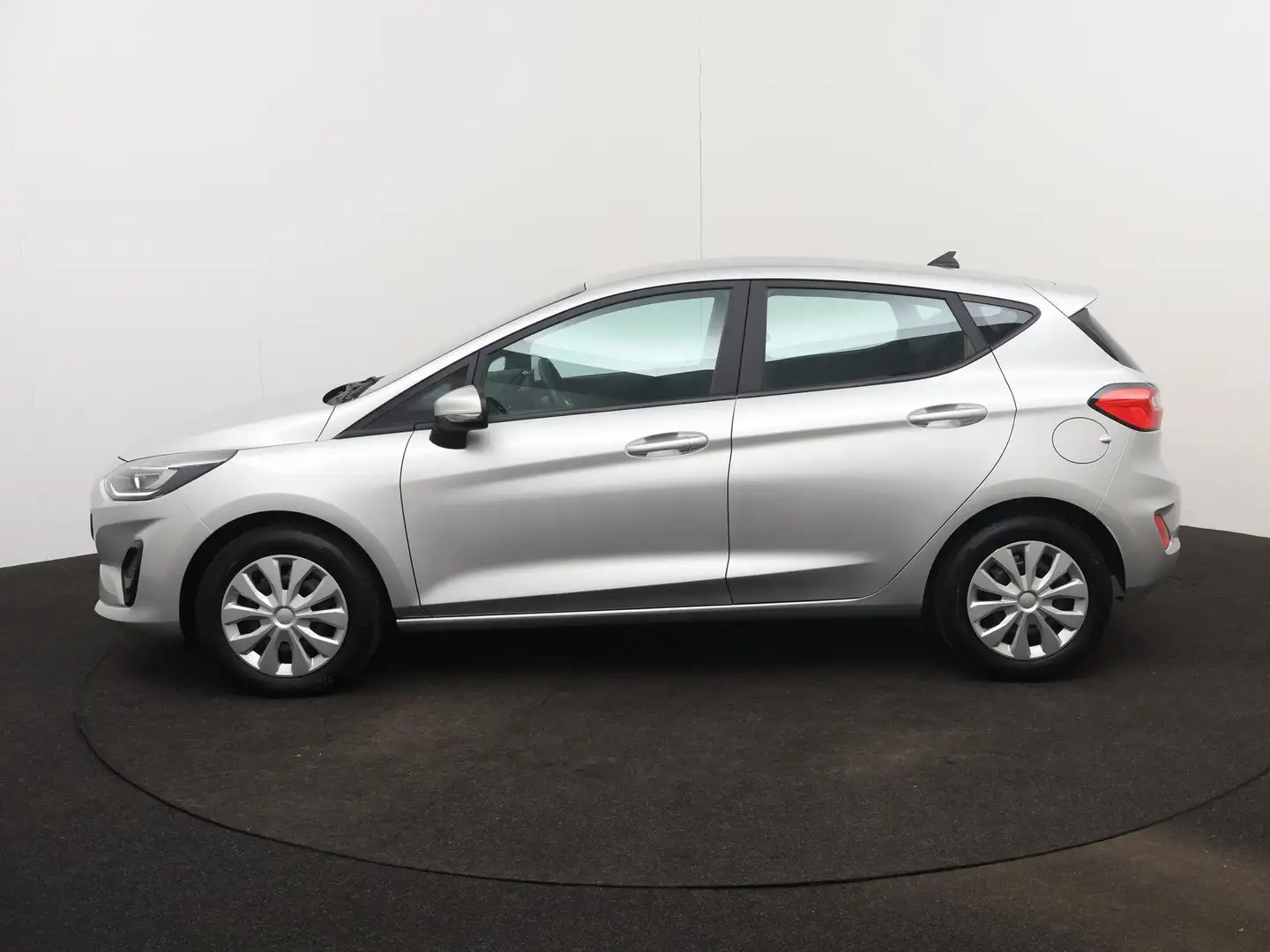 Ford Fiesta 1.1 Connected | NAVIGATIE | WINTER PACK | PARKEERS Grigio - 2