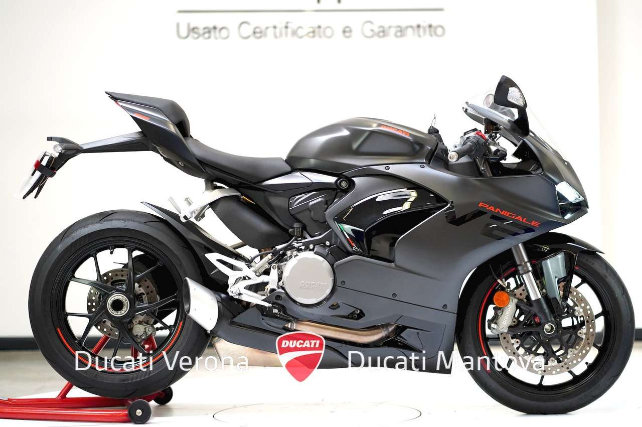 Ducati Panigale V2 Panigale V2 Thrilling Black solo 3.254 km