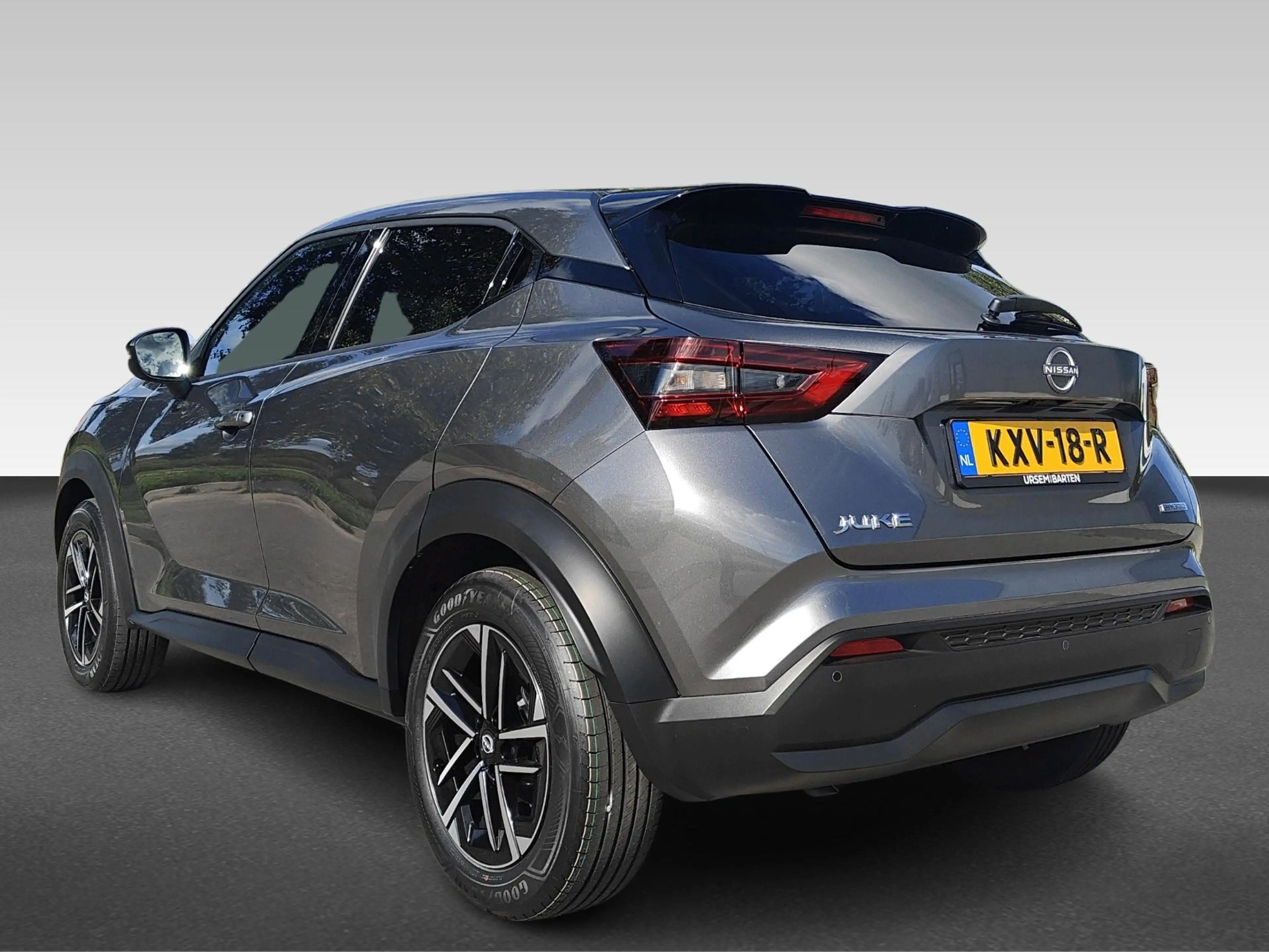 Nissan Juke 1.6 Hybrid N-Connecta — photo 3