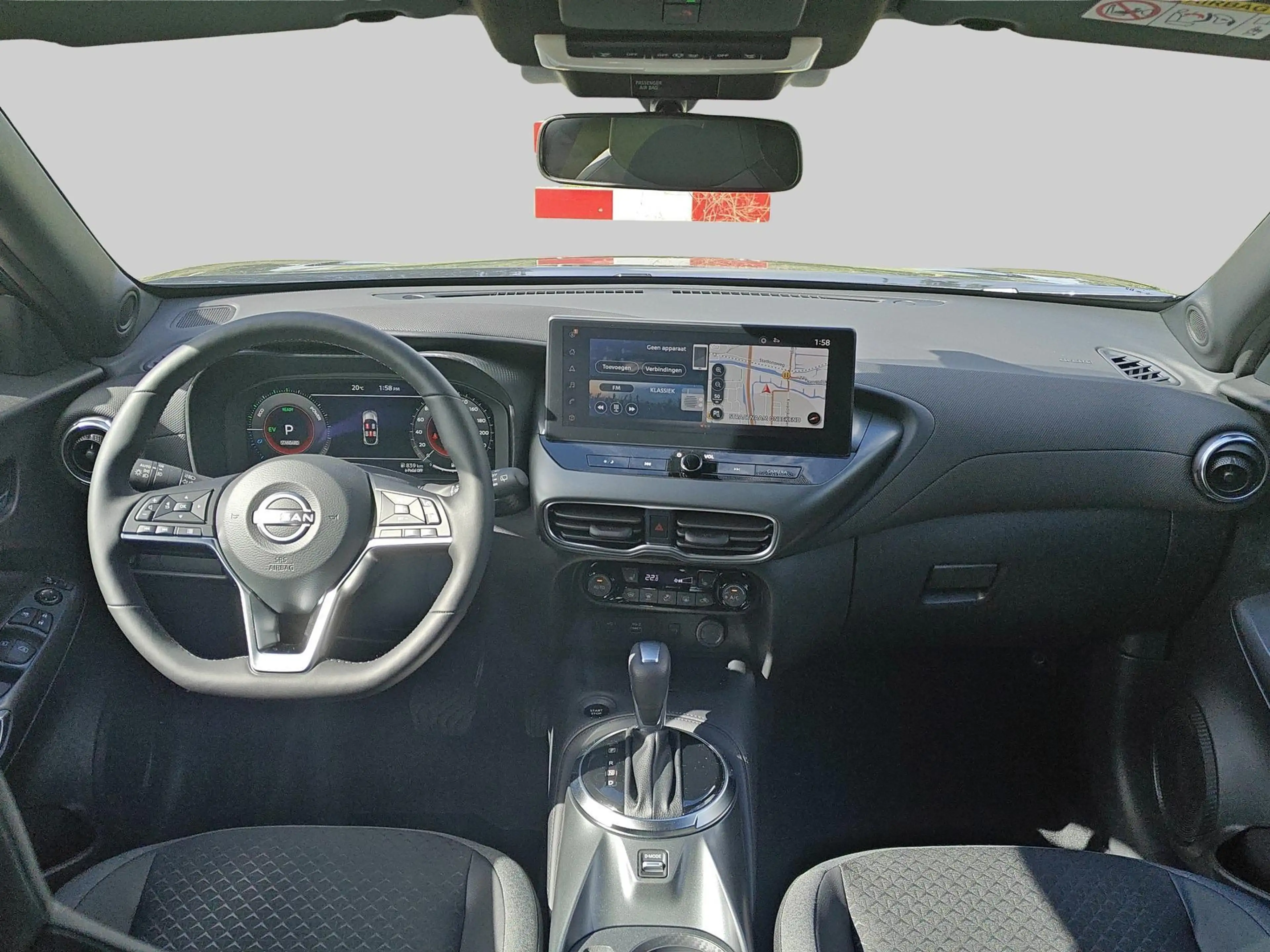 Nissan Juke 1.6 Hybrid N-Connecta — photo 5