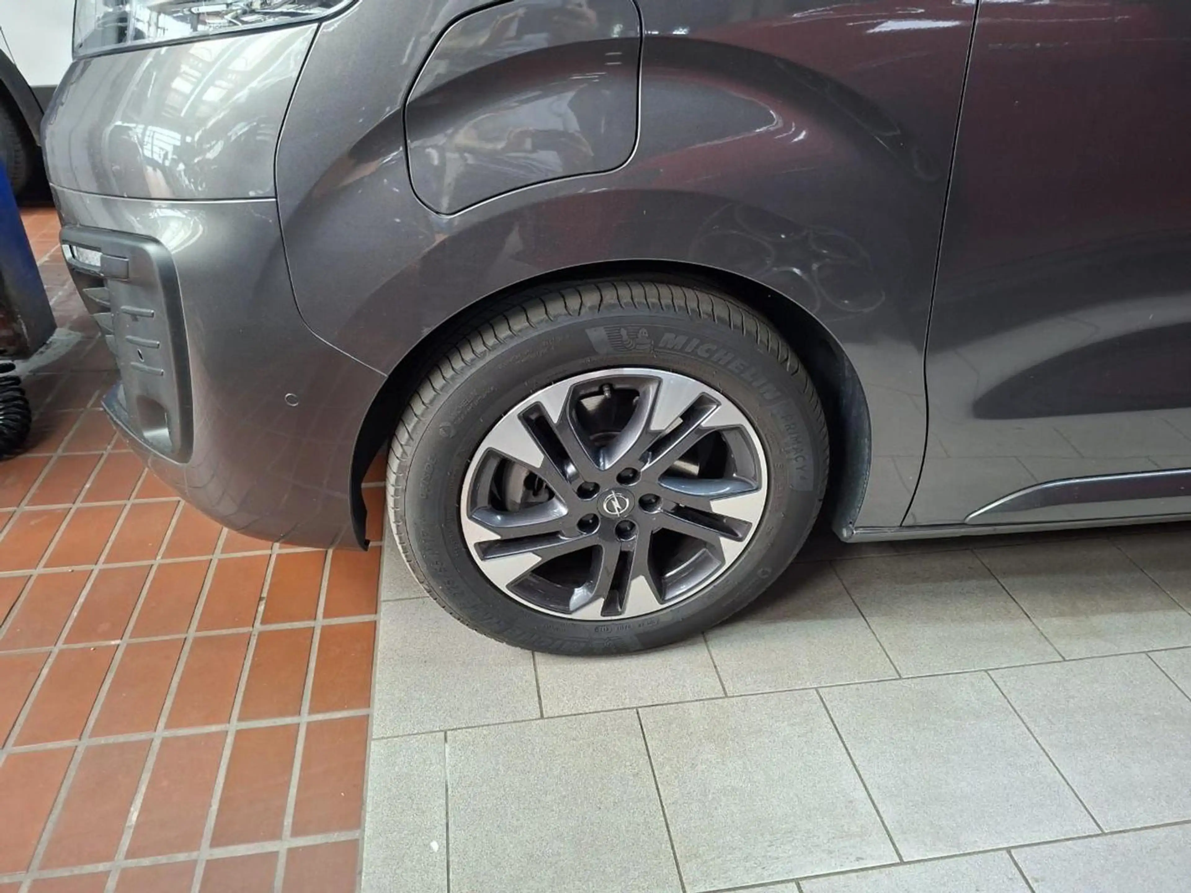 Opel Zafira Life -e Tourer M NAVI~SHZ~2xPDC~RFK~XENON — photo 7