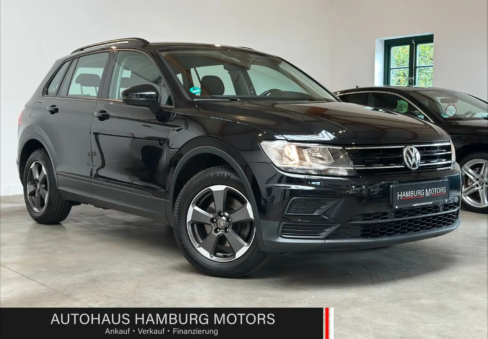 Volkswagen Tiguan 1.4 TSI AHK/NAVI/MFL/KLIMA/SHZ/125PS Schwarz - 1