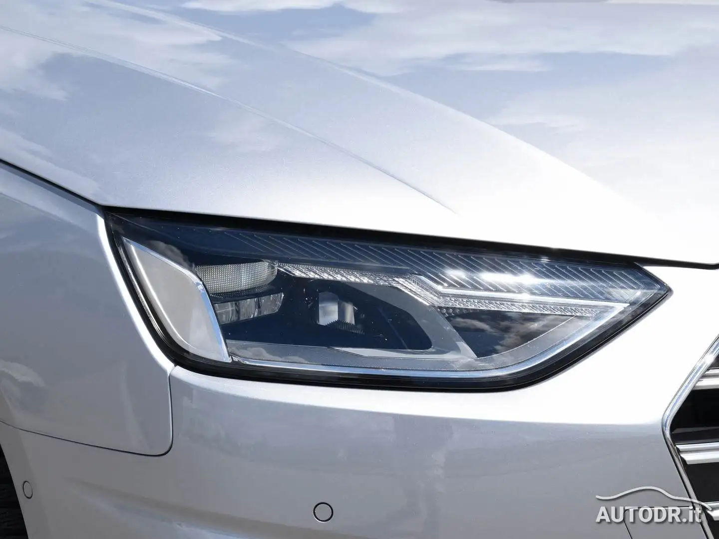 Audi A4 Avant 40 TDI Quattro S-Tronic Advanced FULL Argento - 2