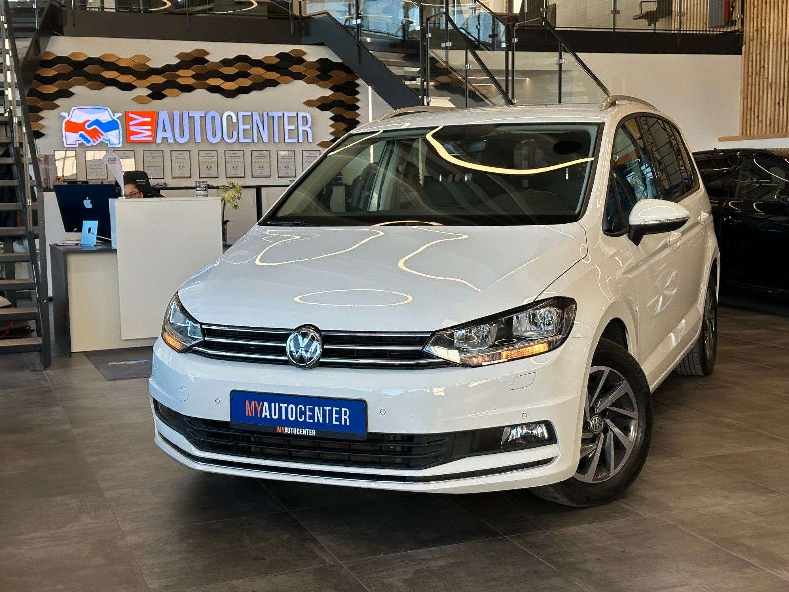 Second hand Volkswagen Touran 1.6