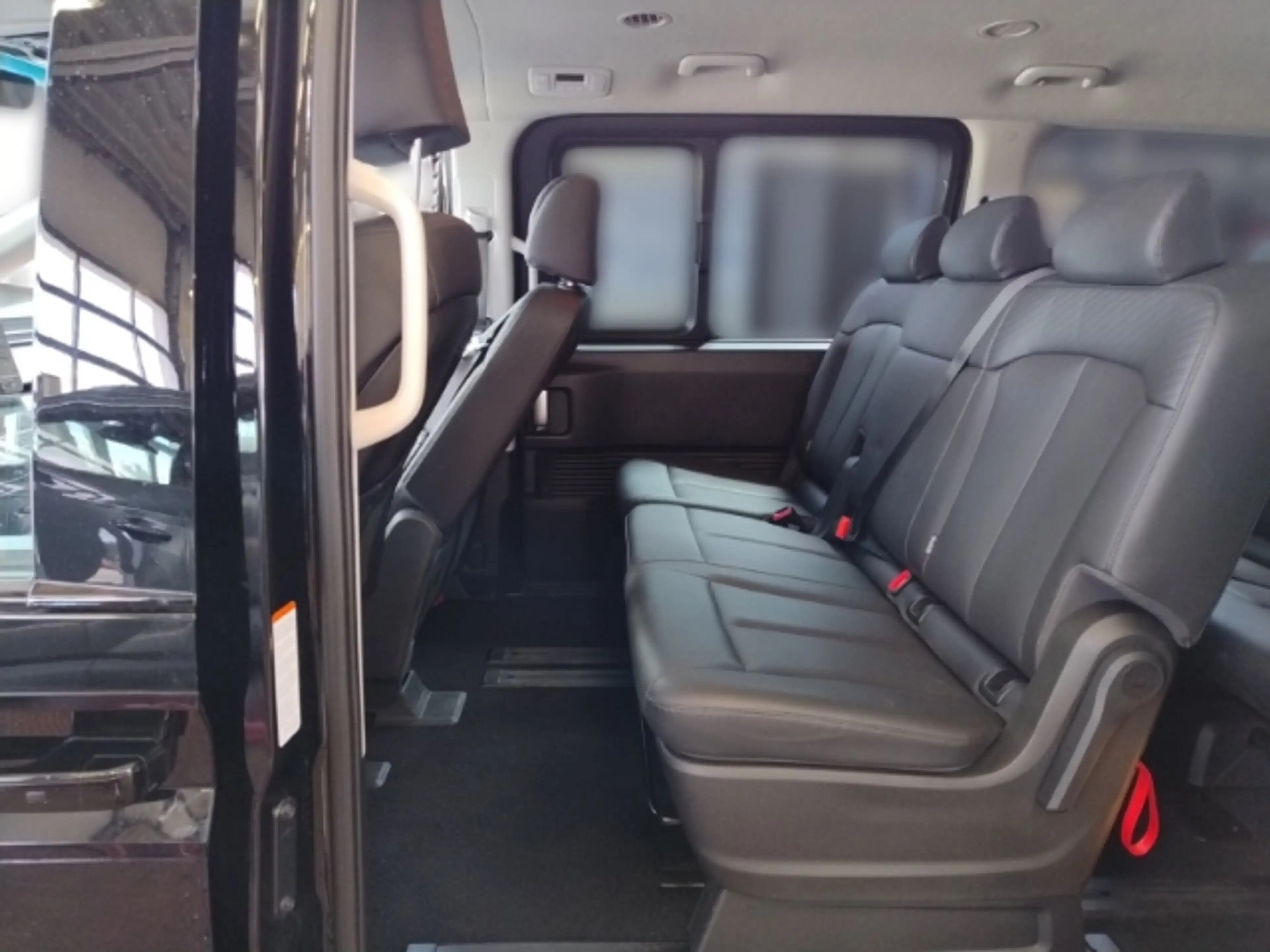 Hyundai STARIA HEV 9-Sitzer (MY25) 1.6 T-GDI (225 PS) Prime Navi — photo 10