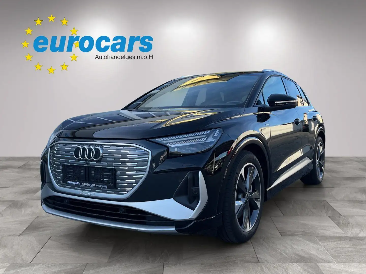Audi Q4 e-tron Q4 45 e-tron quattro Schwarz - 1