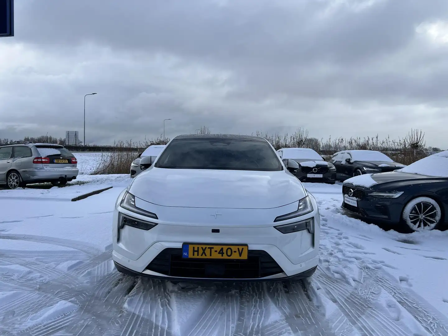 Polestar 4 Long Range Dual motor Plus 100 kWh |Pilot | Plus | Blanc - 2