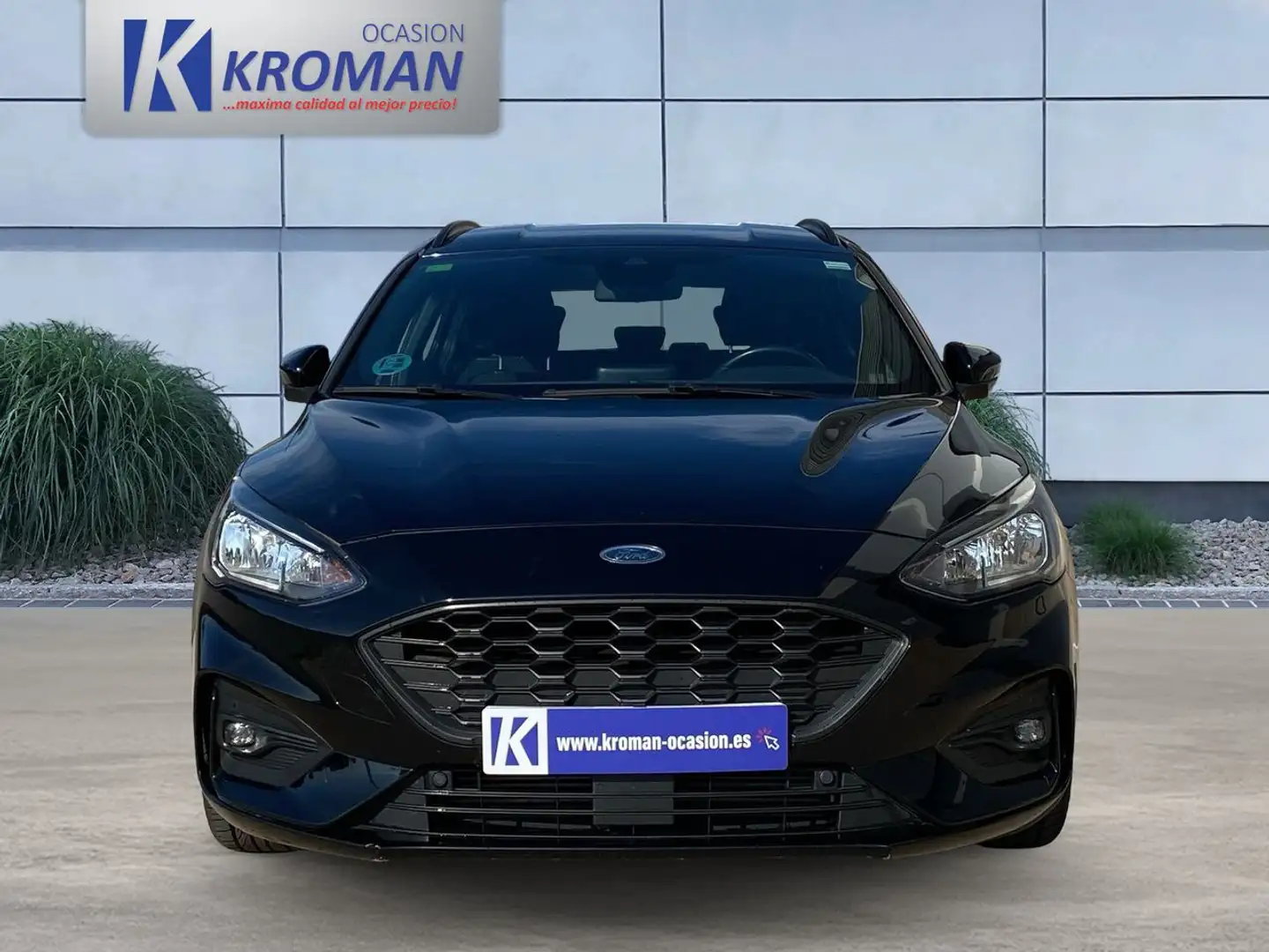 Ford Focus 1.0 EcoB. ST-Line Black&Red Ed. 125 Negro - 2