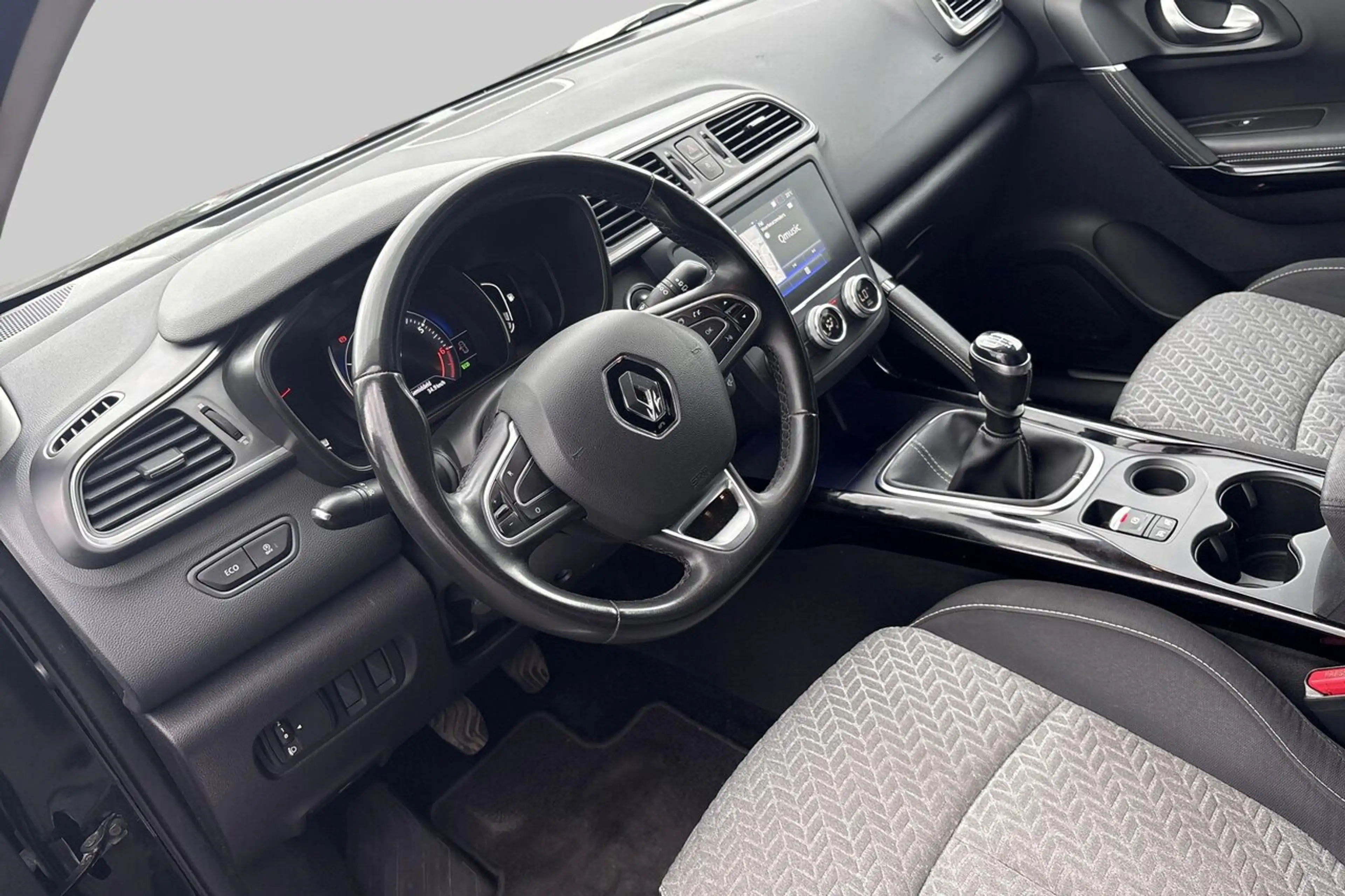 Renault Kadjar 1.3 TCe 140 — photo 7