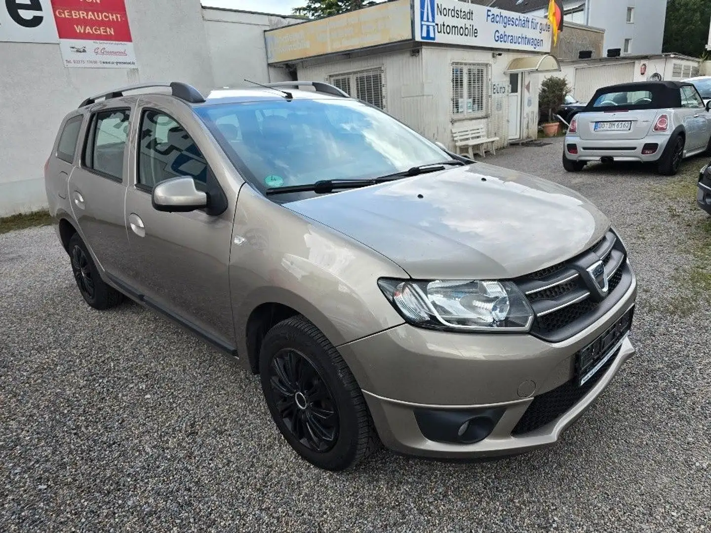 Dacia Logan MCV 1.2 16V LPG 75 MCV eco2 Lauréate Arany - 2